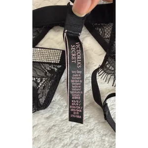 Victorias Secret Very Sexy Black Lace Rhinestone Garter Belt XS/S 535409-QB4 thumbnail 4
