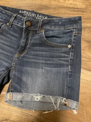 American Eagle Dark Blue Denim Roll-Cuff Women's MIDI Shorts Size 4 thumbnail 2