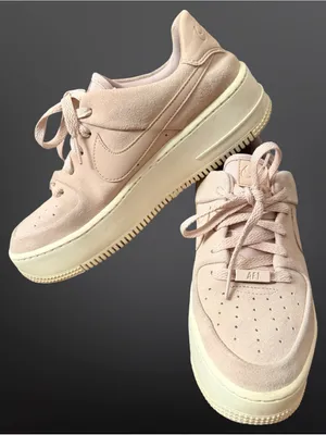 Nike Air Force 1 Sage Low Particle Beige Pink Beige Suede Platform Sneakers Sz 8 thumbnail 1