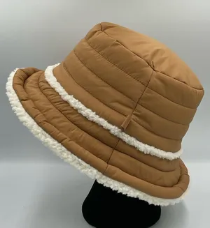 NWT UGG Women's Reversible AW Uggfluff Chestnut Bucket Hat Size L/XL thumbnail 1