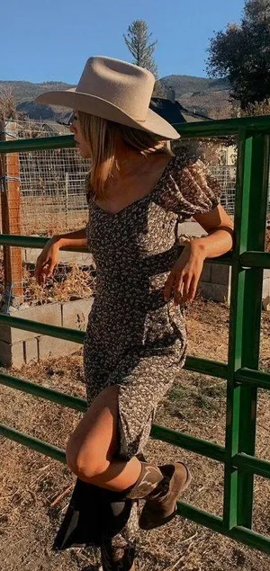 Misguided floral dress thumbnail 7