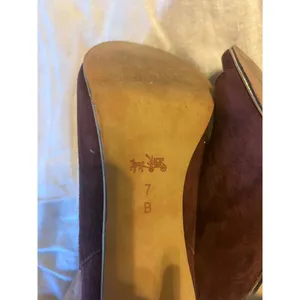 Coach Booties Size 7 B Burgundy Suede Heels Open Toes Adrianna thumbnail 5