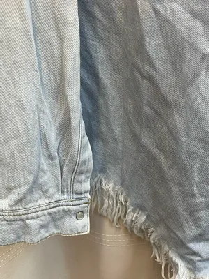 Coastal Cowgirl S Small Risen jeans Light Blue Denim Button-Down Shirt Barn thumbnail 7