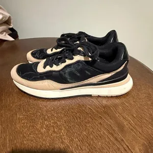 Zara Sneakers Fashion Athletic Running Casual Shoes Black‎ Beige EU 38 thumbnail 8