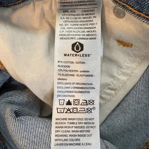 Levi's Signiture by Levi Strauss Heritage High-Rise Shorts thumbnail 5