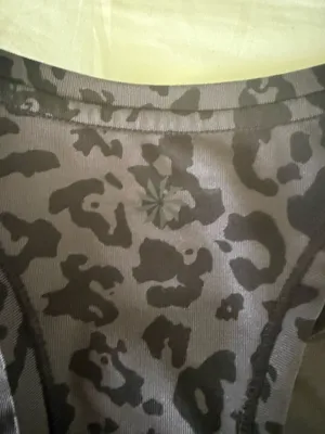 Leapord Print Black Athleta Tank Top thumbnail 3