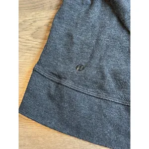 Lululemon In A‎ Cinch Long Sleeve Heathered Reversible mock neck sweatshirt sz 6 thumbnail 8