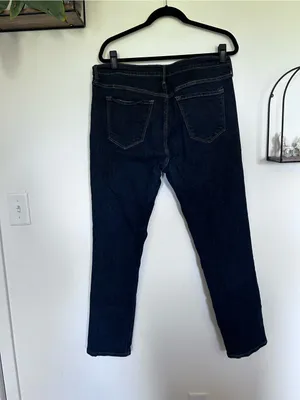 Old Navy Original Mid Rise Jeans Size 14 thumbnail 2