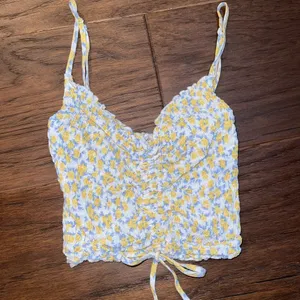 Crop top thumbnail 1