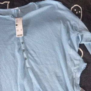 Urban Outfitters NWT Out from Under Henley thumbnail 2