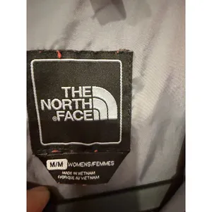 The North Face Womens Rain Jacket Size M Grey Red Colorblock Full Zip Shell A6FB thumbnail 2