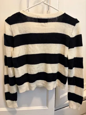 Ambiance Black and Cream Striped Crewneck Sweater Size Small thumbnail 6
