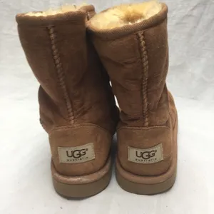 Short UGG Brown Boots Size: 4 thumbnail 3