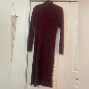 BUTTERCREAM SWEATER DRESS in Berry (Maroon) thumbnail 9