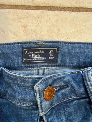 Abercrombie and Fitch Jeans thumbnail 3