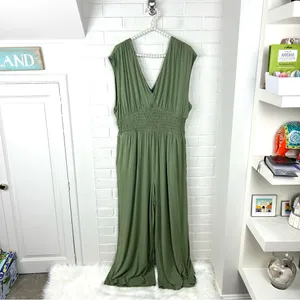 Old Navy Green Casual Stretch Wide Leg Jumpsuit Size XL thumbnail 3