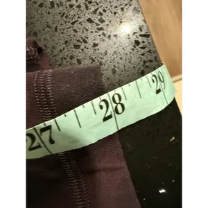 Lululemon Align Super High Rise 28" Inseam Leggings Tie Dye Burgundy‎ Size 0 thumbnail 7