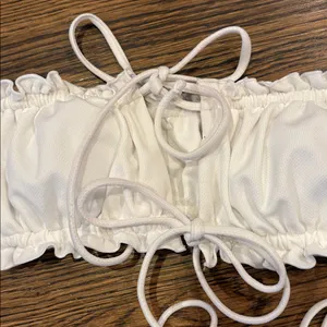 Zaful NWOT White Bikini Set with Tie Details, size 6 thumbnail 2