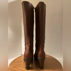 Timberland Tall Brown Gusseted Stratham Heights Genuine Leather Boots - 6.5 thumbnail 4