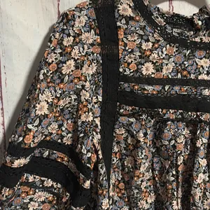 NWT American Eagle Outfitters Floral and Lace Open Back Blouse thumbnail 5