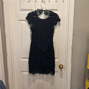 NWT Lulus Full Circle Navy Blue Lace Backless Mini Dress Size M HoCo Prom Formal thumbnail 5