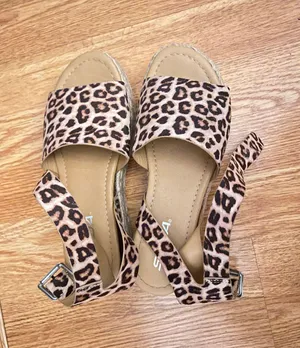 Soda Platform Sandals thumbnail 3