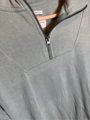 American Eagle cropped quarter zip sage green color women’s‎ size small thumbnail 3
