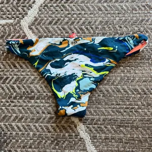 Maaji Bikini Bottoms Sz M thumbnail 2