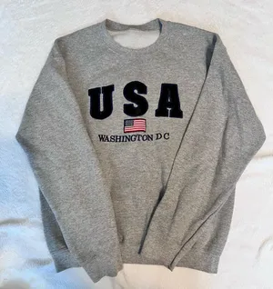 Crewneck thumbnail 1