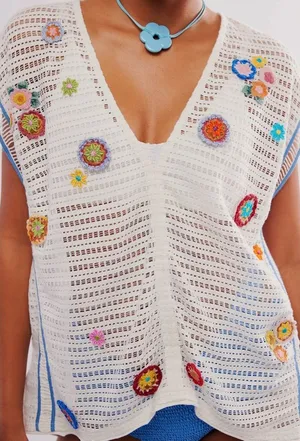 FREE PEOPLE Seaside Walkup Cover Up Top Vest Crochet Flowers Hippie Beach Resort thumbnail 1