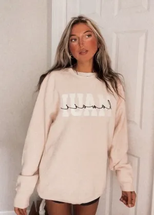 Super Cute Oversized Cream Colored Maui Hawaii Crewneck Sweatshirt thumbnail 1