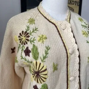 Vintage 50s Hand Fashioned Hand Loomed 100% Virgin Wool Button Cardigan M thumbnail 7