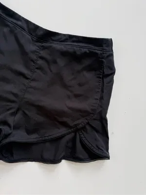 lululemon Black Running Shorts Size 6 thumbnail 3