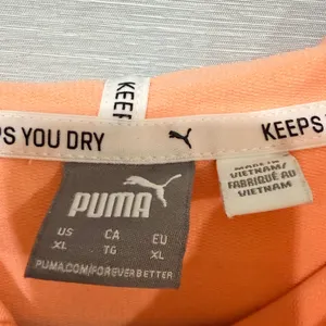Puma‎ Womens XL Peach Apricot Cropped Hoodie Long Sleeve Pullover 846115-26 thumbnail 4