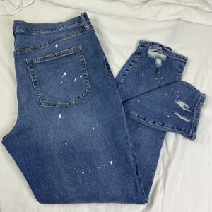 Gap Best Girlfriend Jeans Women's‎ 32T Blue Paint Splatter Distressed Tall Denim thumbnail 3