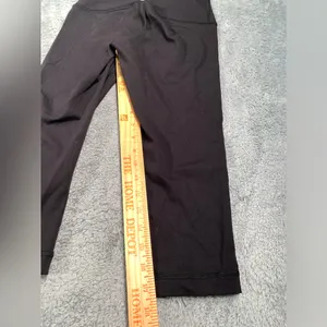 Lululemon crop Black Leggings 4 thumbnail 8