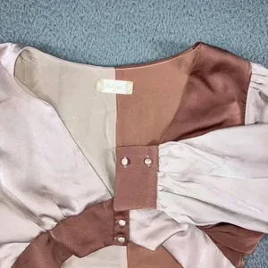 Altar'd State Crop Top Women M Colorblock Satin V-Neck Bishop Sleeve‎ Blush Chic thumbnail 10