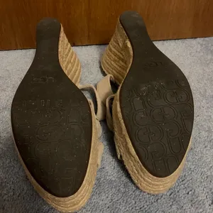 Ugg Wedge Heels thumbnail 2