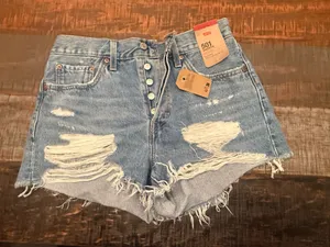 Levi’s 501 High-Rise Shorts thumbnail 1