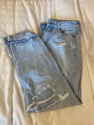 American Eagle Outfitters “Mom” Jeans thumbnail 2