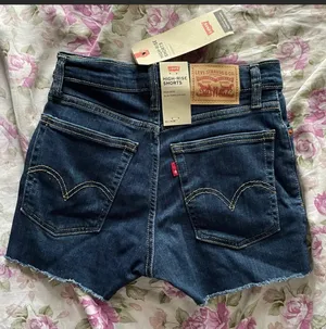 Levi's Short thumbnail 2