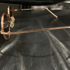 Round Gold Sunglasses Unisex thumbnail 2