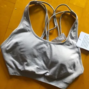 Fabletics Strappy Seamless Sports Bra Icy Gray Size Small thumbnail 1