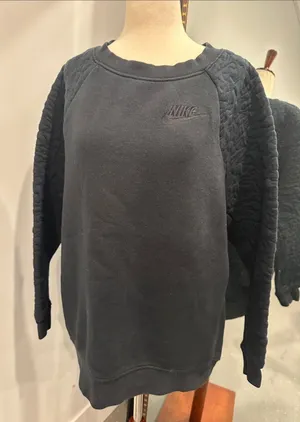 Nike Women's Black Quilted-Raglan Sweatshirt thumbnail 1