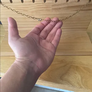 Gold tone necklace. Vintage. thumbnail 3