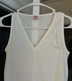 REDTAG Women’s White V-Neck Sleeveless Pleated Long Maxi Dress Size 8 thumbnail 3