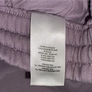 TNA ARITZIA Women’s Sz XS Lavender Purple Cozy Fleece Boyfriend Wide Sweatpants thumbnail 6