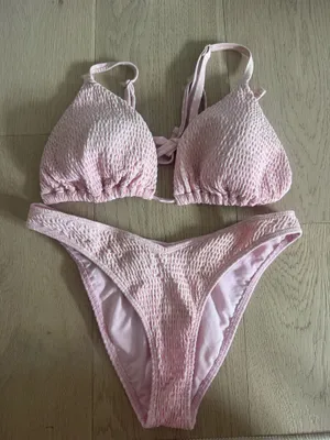 Hollister bikini set thumbnail 1
