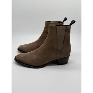 New Ann Mashburn Ankle Boots Womens 37 Taupe Suede Italian Chelsea Ankle Boot thumbnail 8