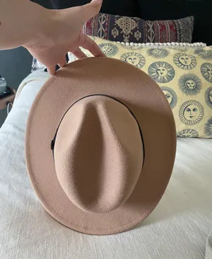 Boutique Hat Tan thumbnail 2